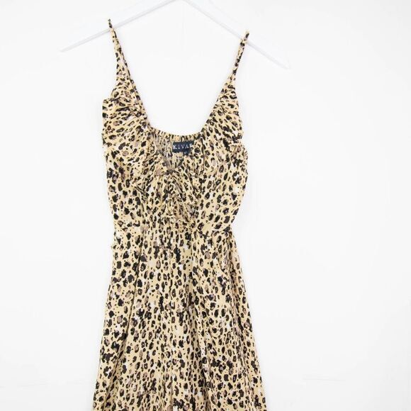 NWOT‎ Kivari Stone Leopard jumpsuit, beige, XS - Picture 7 of 12
